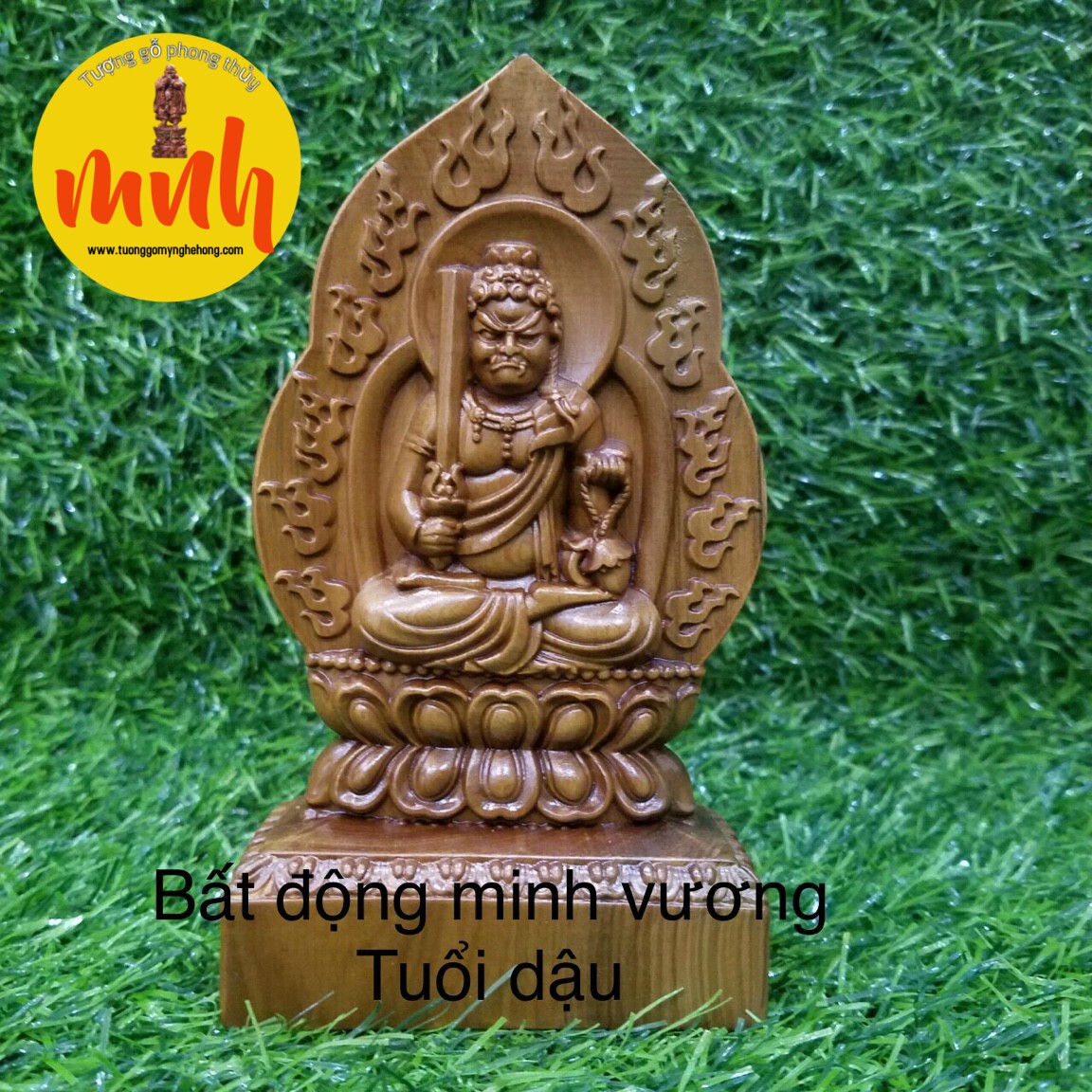 Tượng Phật Bản Mệnh Để Xe Hơi Gỗ Bách Xanh